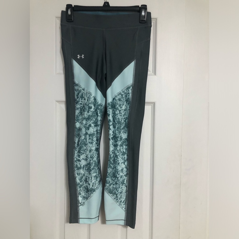 Under Armour grey teal compression cropped leggings size‎ medium activewear